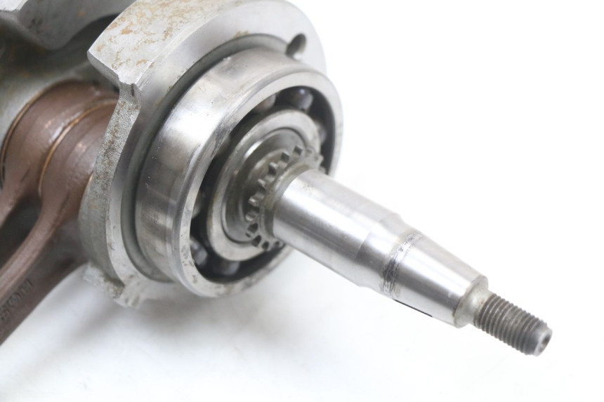 photo de ALBERO MOTORE HYOSUNG GV AQUILA 125 (2000 - 2004)