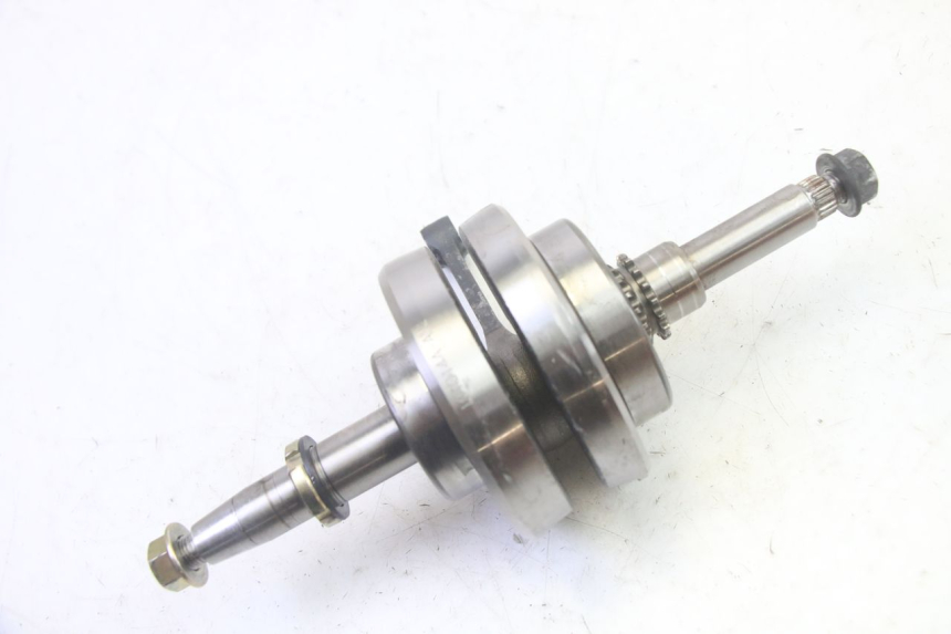 photo de ALBERO MOTORE SYM FIDDLE 3 III 125 (2014 - 2020) - Dettagli dei punti di fissaggio