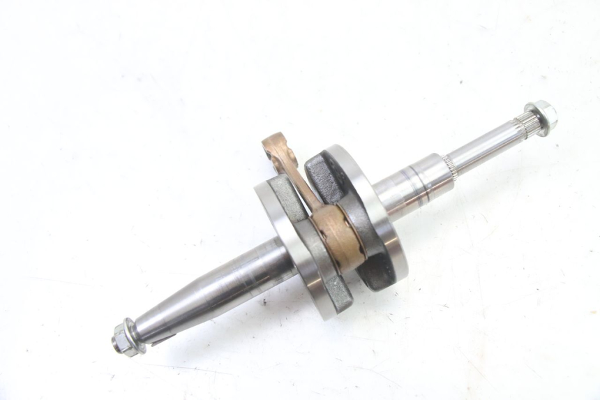 photo de ALBERO MOTORE PEUGEOT KISBEE 2T 50 (2018 - 2022)
