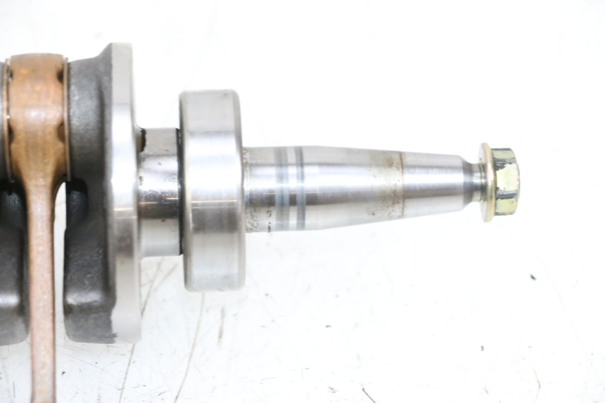 photo de ALBERO MOTORE PEUGEOT KISBEE 2T 50 (2010 - 2017) - Vista d'insieme del prodotto