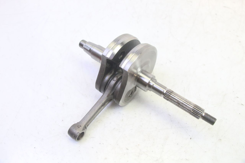 photo de ALBERO MOTORE PIAGGIO MP3 RL 250 (2007 - 2010) - Altra angolazione