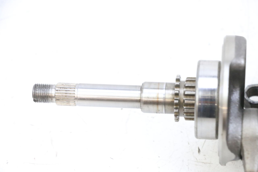 photo de ALBERO MOTORE SYM ORBIT III 3 4T 50 (2021 - 2025) - Stato della superficie e materiale