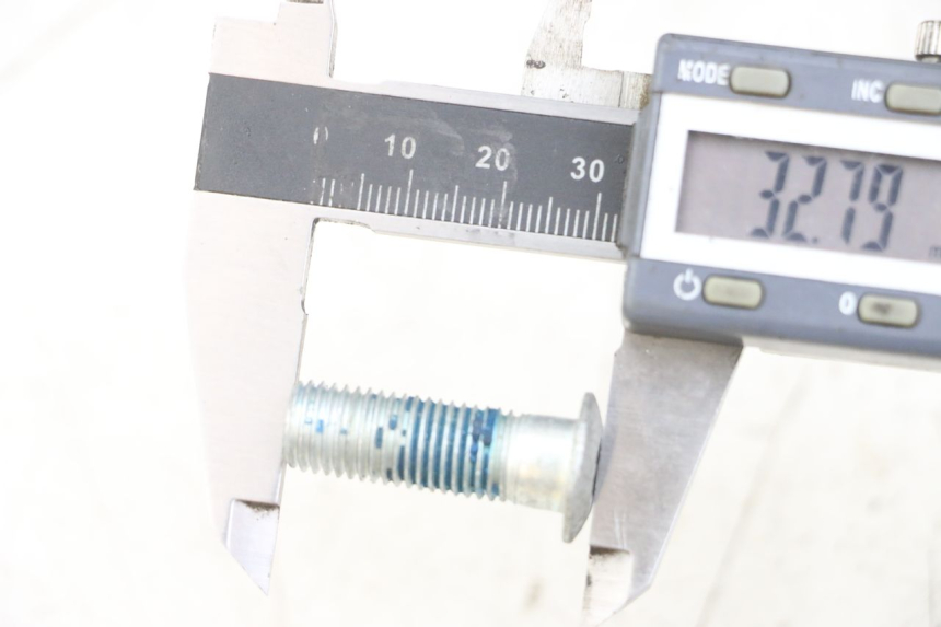 photo de VIS DISCO DEL FRENO YAMAHA AEROX 2T 50 (2013 - 2017)