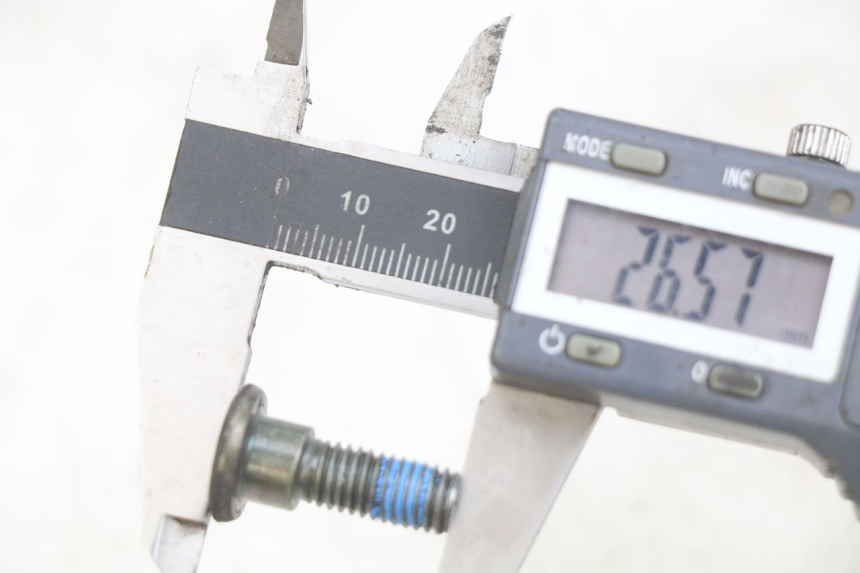 photo de VIS DISCO DEL FRENO KYMCO AGILITY NAKED RENOUVO 2T 50 (2011 - 2018)