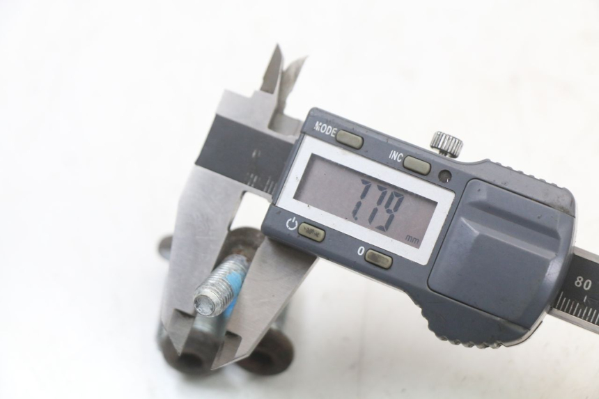 photo de VIS DISCO DEL FRENO YAMAHA CYGNUS X 125 (2004 - 2007)