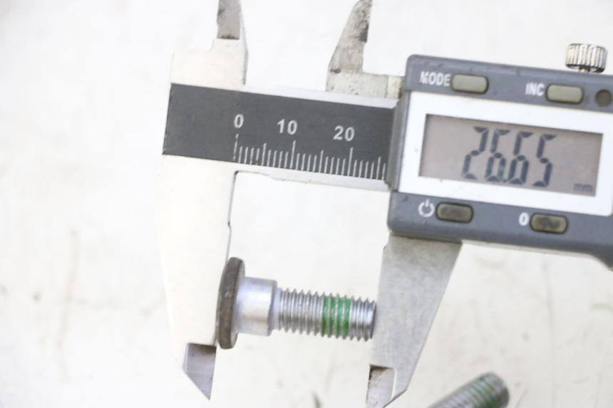 photo de BULLONE DEL DISCO DEL FRENO HONDA FES S-WING SWING ABS 125 (2007 - 2015)