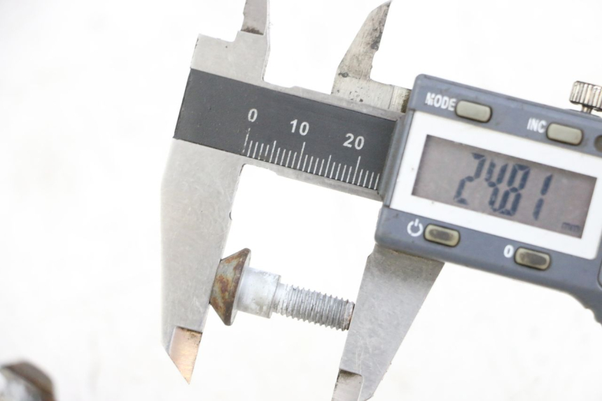 photo de BULLONE DEL DISCO DEL FRENO YAMAHA FJR ABS 1300 (2006 - 2012) - Zoom sullo stato d'uso