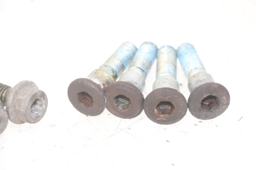 photo de VITE DISCO FRENANTE SUZUKI GS GSE 500 (2001 - 2003)