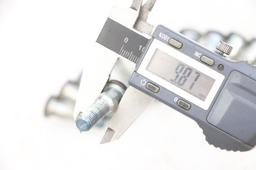 photo de BULLONE DEL DISCO DEL FRENO SUZUKI GSF N BANDIT 600 (1996 - 1999) - Dettaglio del componente