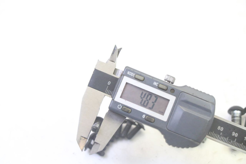 photo de BULLONE DEL DISCO DEL FRENO PEUGEOT SATELIS 125 (2013 - 2018)