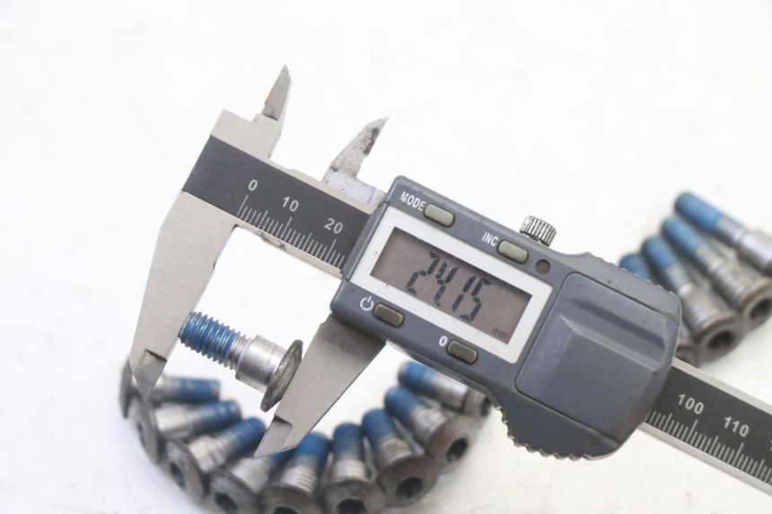 photo de VITE DISCO FRENANTE SUZUKI SV S 650 (2003 - 2009)