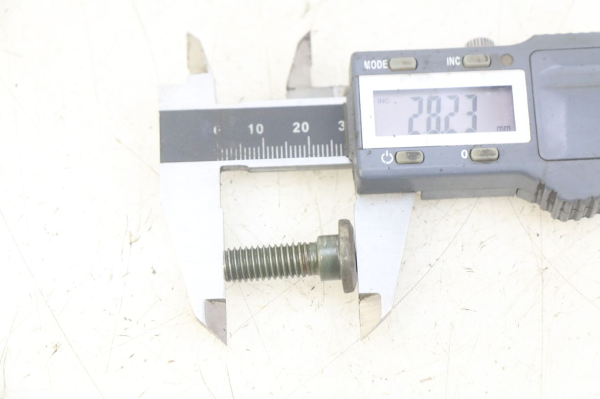 photo de VIS DISCO DEL FRENO SYM WOLF SB 125 (2011 - 2018)