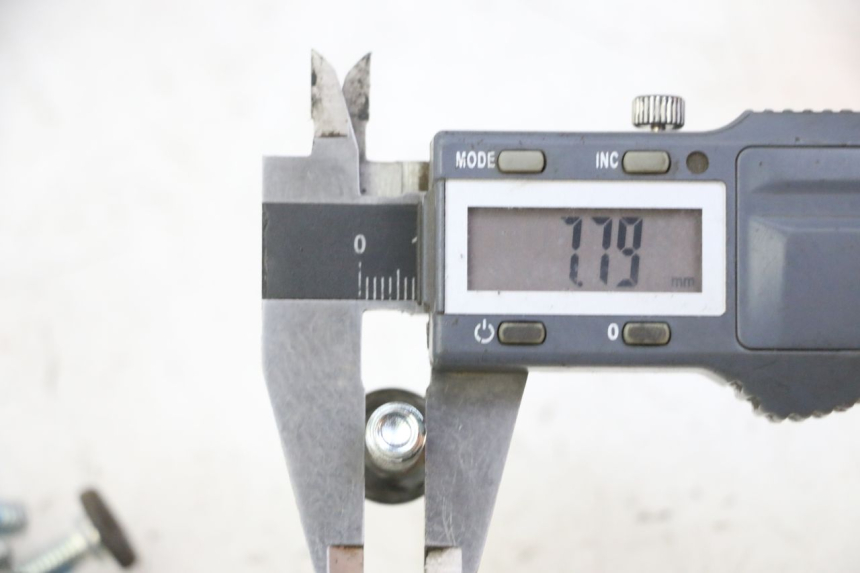 photo de VIS DISCO DEL FRENO YAMAHA X-MAX XMAX 250 (2006 - 2009)