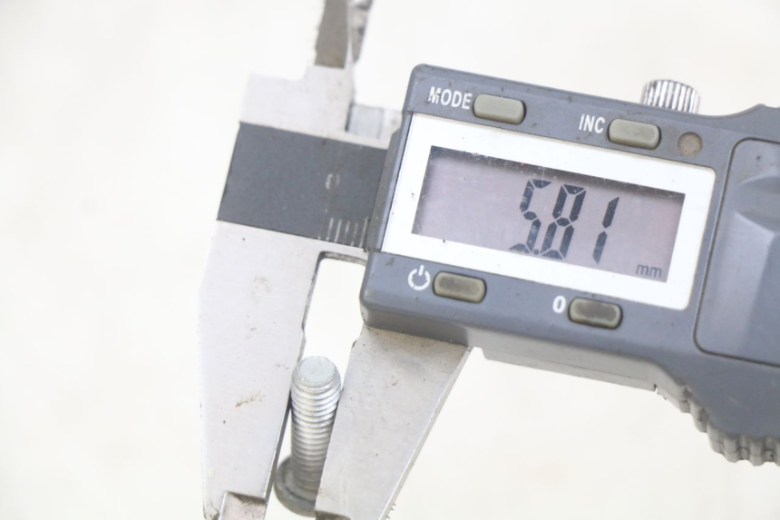 photo de VIS DISCO DEL FRENO PIAGGIO X8 125 (2004 - 2007)