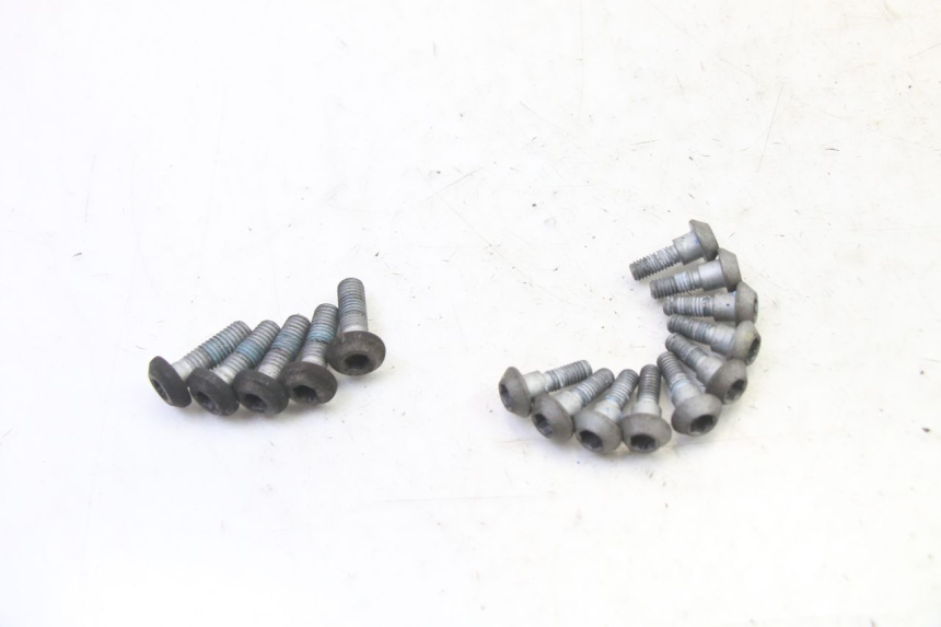 photo de BULLONE DEL DISCO DEL FRENO YAMAHA XJ6 ABS 600 (2008 - 2016)